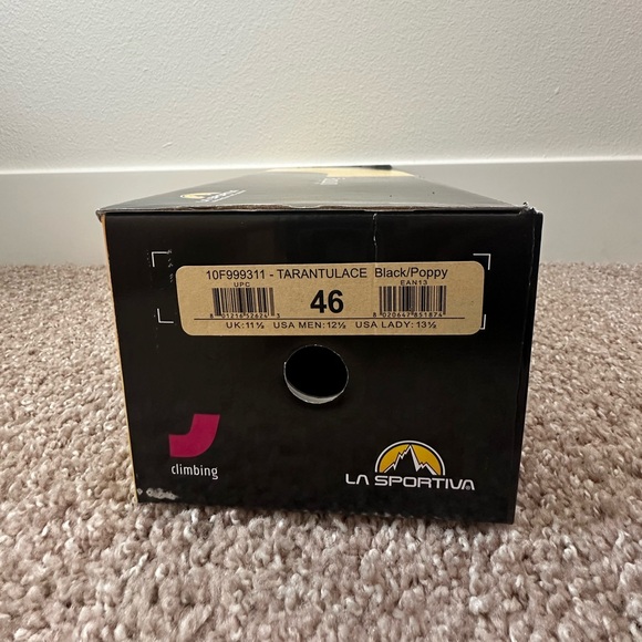 La Sportiva Tarantula Climbing Shoe main image 5